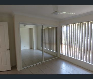 9 Queen Charlotte Court, Mudgeeraba, Qld 4213 - Photo 3