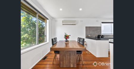 Comfortable Living in Prime Frankston Location - Photo 3