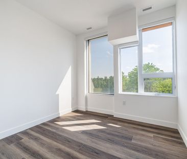 The Monterey - Photo 3