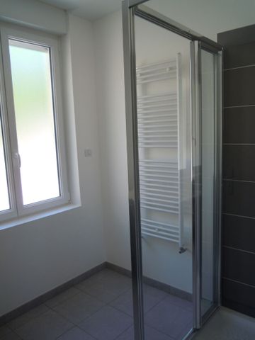 Location Maison 3 pièces 78m² - Photo 2