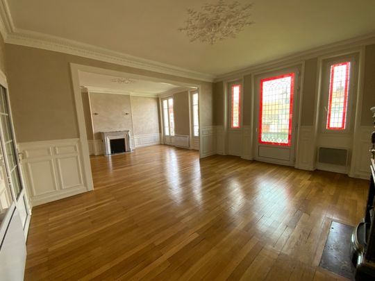 Location Appartement 4 pièces 129m² - Photo 1