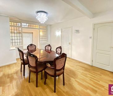 4 bedroom detached house to rent - Photo 5