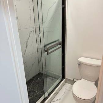 $1,350 / 1br - 100ft2 - Studio (Toronto) - Photo 3