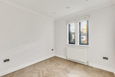 5 bedroom detached house to rent - Photo 5