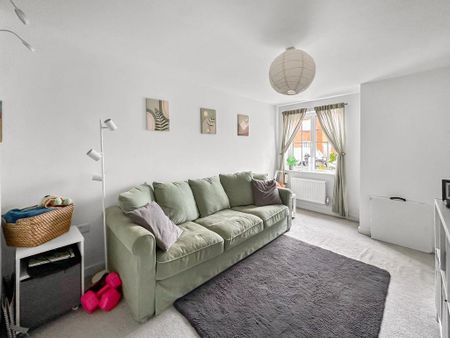 2 bedroom terraced house to rent - Photo 4