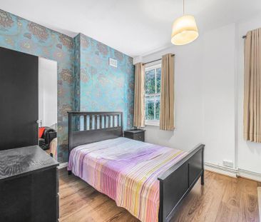 3 bedroom flat to rent - Photo 1