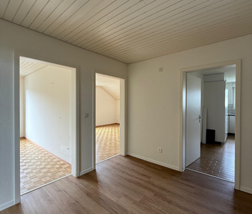 Grosszügige 3.5-Zimmerdachwohnung mit Balkon / Mietzinsaktion - Foto 6