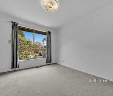 60 Lakeview Avenue, Rowville - Photo 5
