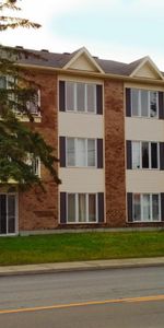 Beau grand 3 1/2 Récent STYLE CONDO Sur Boul. Thibeau Disponible 1 Janvier - Photo 3