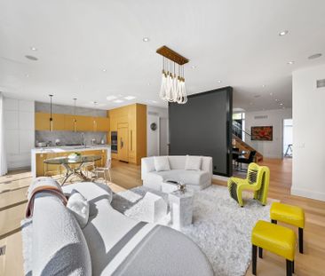 For Lease - 17 Nesbitt Drive, Toronto, Ontario - Photo 5