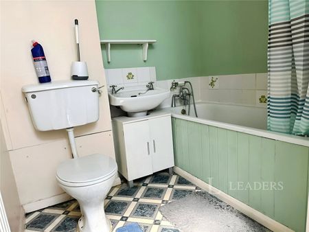 2 bedroom apartment to rent Lowther Road, Dunstable, Bedfordshire, LU6 - Photo 5