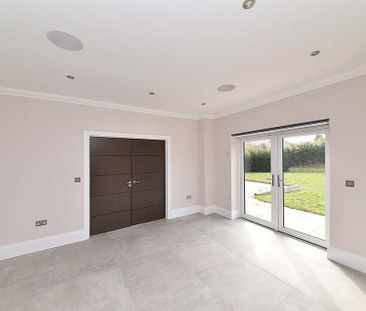 5 bedroom detached house to rent - Photo 3