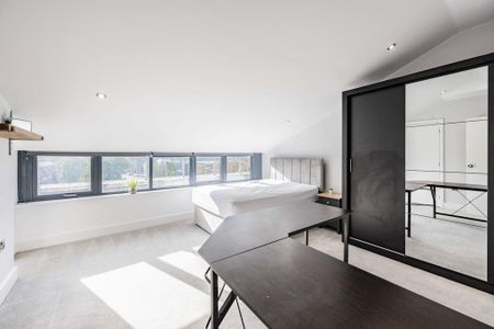 4 bedroom apartment to rent - Photo 3