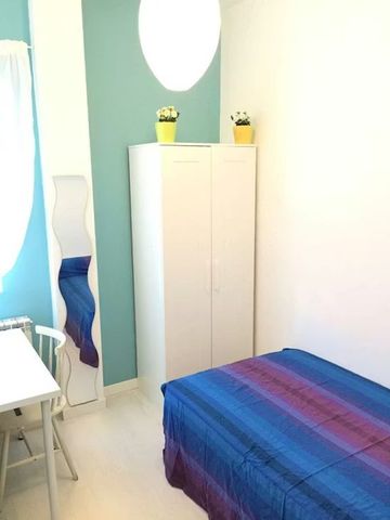 Calle de Antillón, Madrid, Community of Madrid 28011 - Photo 2