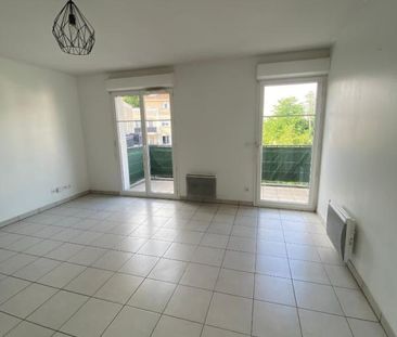 Location Appartement 2 pièces 33m² LE HAILLAN 33185 - Photo 1