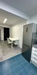 Calle Plus Ultra, Valencia, Valencian Community 46006 - Photo 4