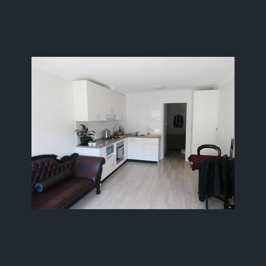 5/42 Henry Street, Merewether, NSW 2291 - Photo 1