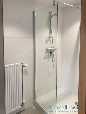 Ruim éénslaapkamerappartement met alle comfort - Photo 5