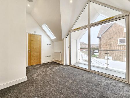 3 bedroom terraced house to rent - Photo 4