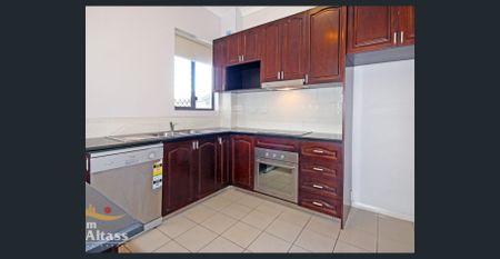 2 Bedroom Unit 5km from CBD - Photo 3