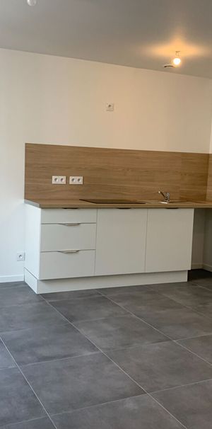 Location Appartement 3 pièces 46m² - Photo 1