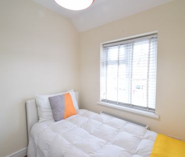 Room in a Shared House, Carlisle Avenue, W3 - Photo 6