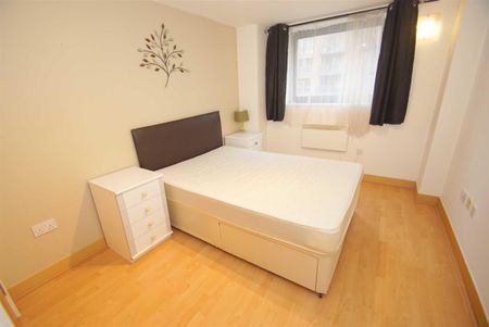 Blue, Little Neville Street, Leeds - Photo 4