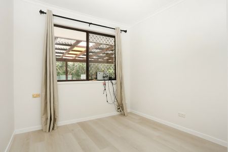 FOREST-EDGE RETREAT - SPACIOUS FAMILY HOME - Photo 4