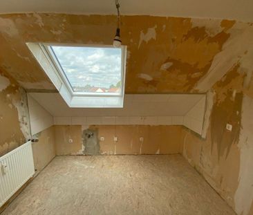 kleine gemütliche Dachgeschosswohnung ! - Photo 1