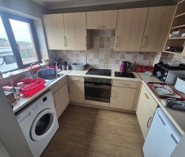 2 bedroom terraced house to rent - Photo 5