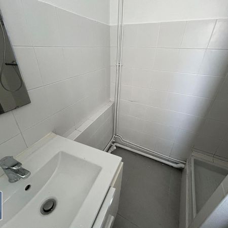 Location Appartement 2 pièces 43m² AGEN 47000 - Photo 4