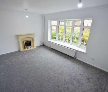 Pembroke Drive, Westlands, Newcastle, ST5 - Photo 1