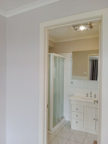 6 Central Springs Rd, Daylesford, VIC 3460 - Photo 5