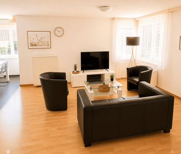 Möbliert wohnen im Herzen von Biel – 40 m², Balkon, Klima & Sauna - Foto 1