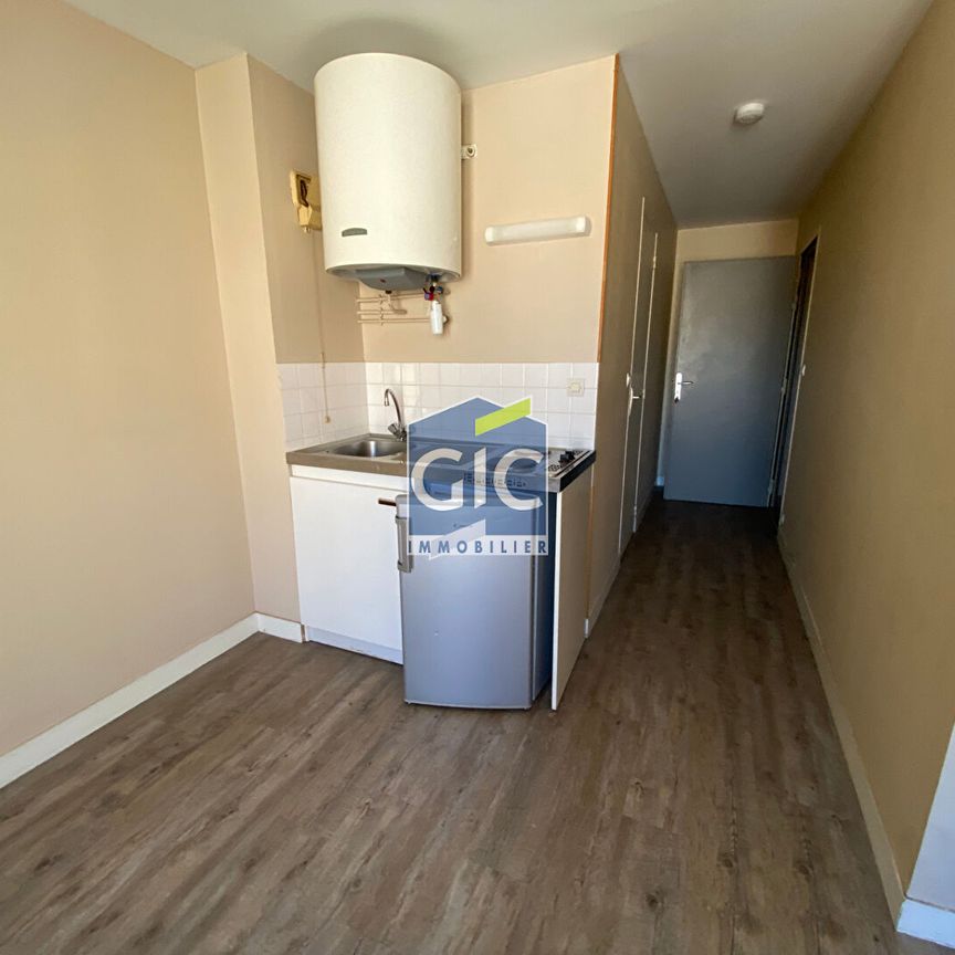 Location Appartement 1 pièce 17m² - Photo 1