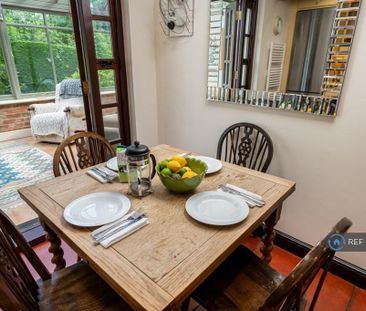 4 bedroom detached house to rent - Photo 5