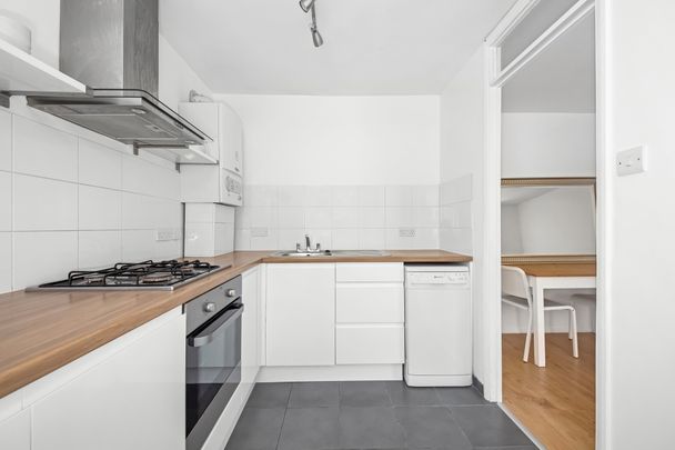 Chrisp House, Greenwich, SE10, London - Photo 1