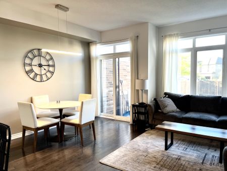 For Lease - 642 Tennant Way, Blossom Park - Airport and Area, Ontario - Photo 4