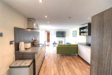 Church Street, Wyre Piddle - Photo 3