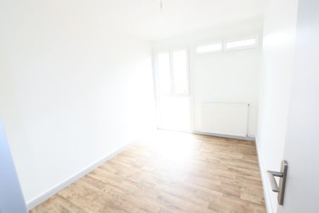 Location Appartement 3 pièces 60m² LA CHARITE SUR LOIRE 58400 - Photo 5