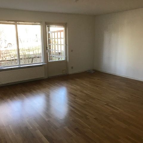 Mörbyvägen 18 - Photo 1