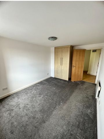 2 Bed Flat, City View, M7 - Photo 4