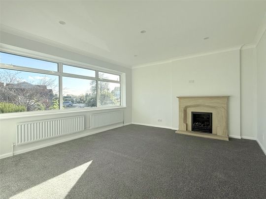 High Ridge, Cuffley - Photo 1