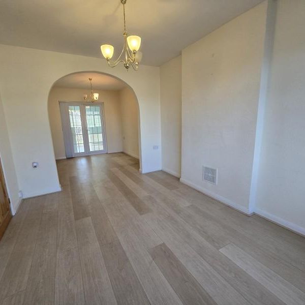 3 bedroom terraced house to rent - Photo 1