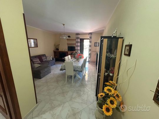 Mercogliano: Quadrilocale arredato con giardino - Foto 1