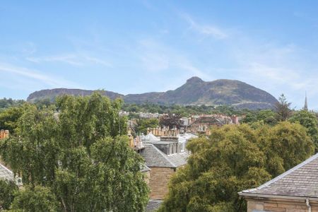 4 bedroom semi-detached house to rent - Photo 5