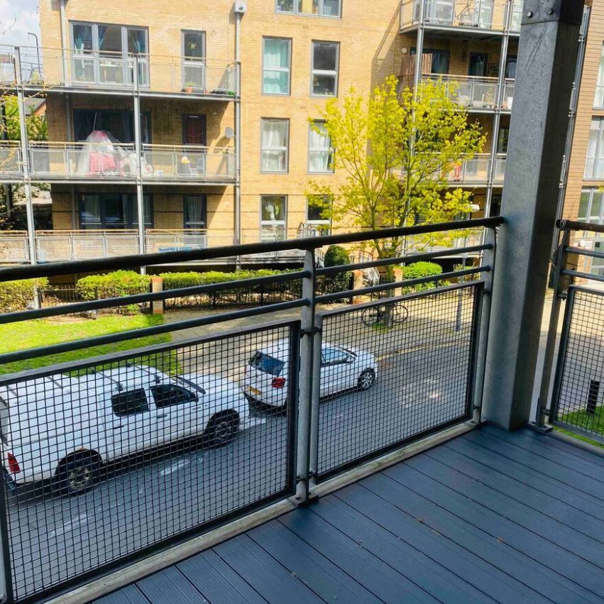 Harry Zeital Way, E5, London - Photo 1
