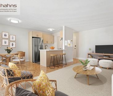 26 Park Street Apartments in Mississauga | 26 Park Street E., Missi... - Photo 1