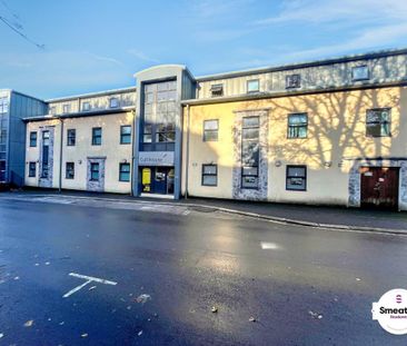 4 bedroom flat to rent - Photo 4