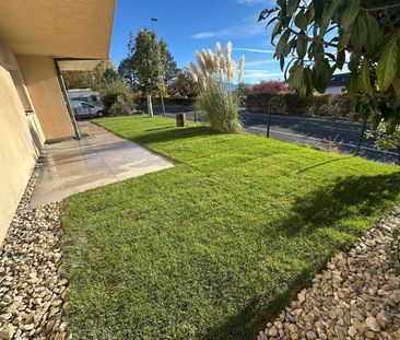 LUTRY - APPARTEMENT D'EXCEPTION AVEC VUE SUR LE LAC ET LES ALPES - Photo 3